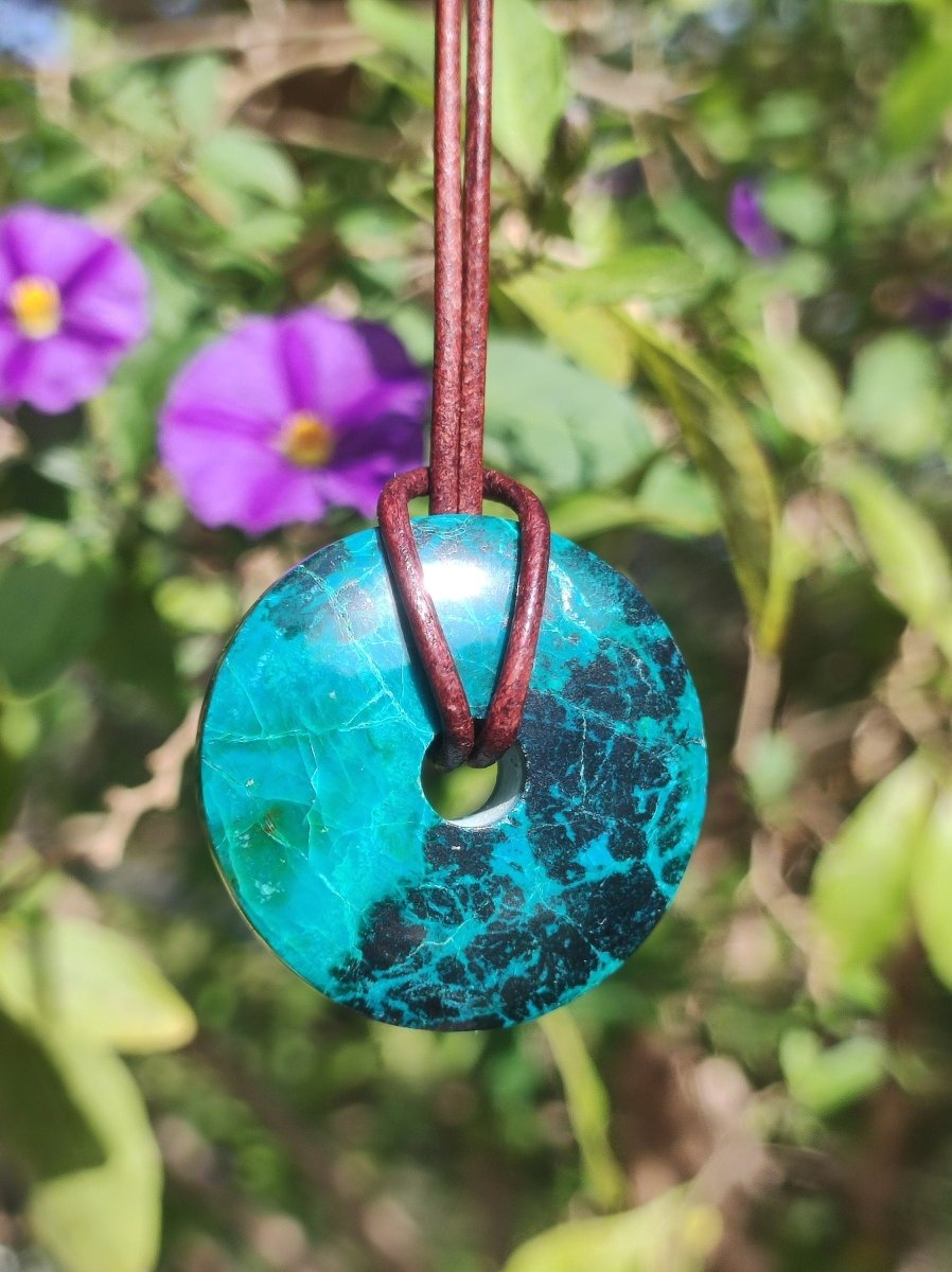 Chrysocoll Chrysokolla Donut 30mm Edelstein Kette Heilstein Schutzsymbol Mann Frau Glück HIPPIE GOA Boho Tibet Ethno Natur Rarität Geschenk - Art of Nature Berlin