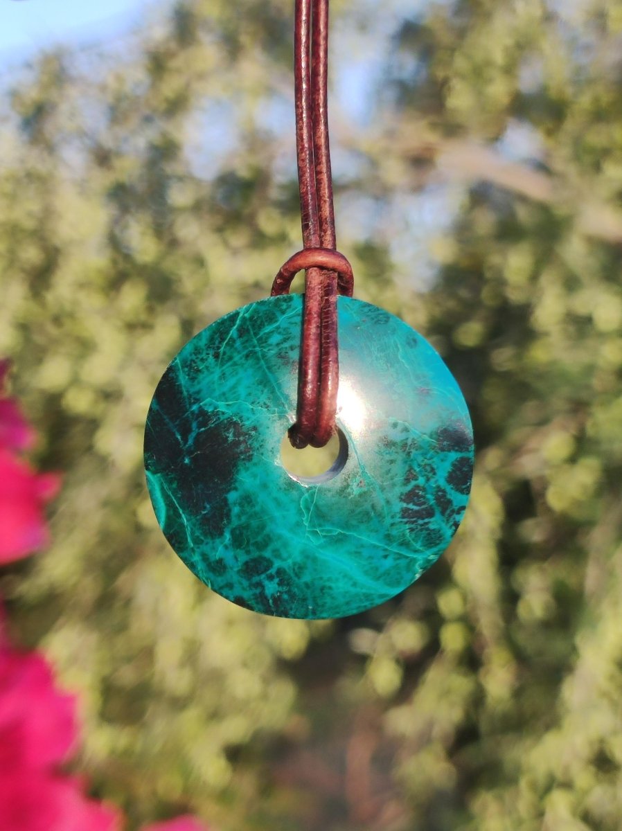 Chrysocoll Chrysokolla Donut 30mm Edelstein Kette Heilstein Schutzsymbol Mann Frau Glück HIPPIE GOA Boho Tibet Ethno Natur Rarität Geschenk - Art of Nature Berlin