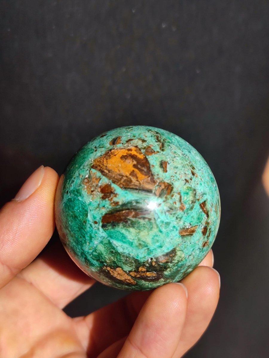 Chrysocoll Sphere A ~ Magische Edelstein Kugel Massage & Deko Crystal Meditation Heilstein Rarität Sammler Mineral Rund Chrysokolla Boho - Art of Nature Berlin