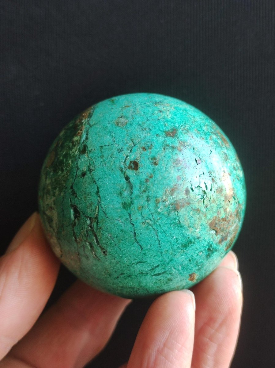 Chrysocoll Sphere A ~ Magische Edelstein Kugel Massage & Deko Crystal Meditation Heilstein Rarität Sammler Mineral Rund Chrysokolla Boho - Art of Nature Berlin