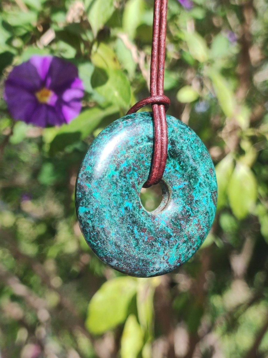 Chrysokoll Chrysocoll Donut 40mm Edelstein Kette Heilstein Schutzsymbol Mann Frau Glück HIPPIE GOA Boho Tibet Ethno Natur Rarität Geschenk - Art of Nature Berlin