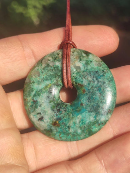 Chrysokoll Chrysocoll Donut 40mm ~ Edelstein Kette ~HIPPIE ~GOA ~Boho ~Tibet ~Ethno ~Nature ~Donut ~Heilstein ~Rarität - Art of Nature Berlin