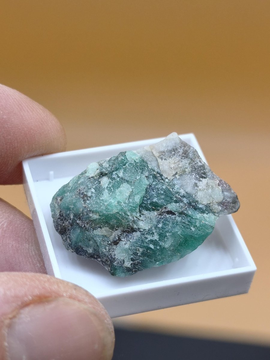 Chrysokoll mit Kristallen – Ray Mine Arizona USA | 4 Unikate zur Wahl Sammler roh Mineralien Stufe Geschenk - Art of Nature Berlin