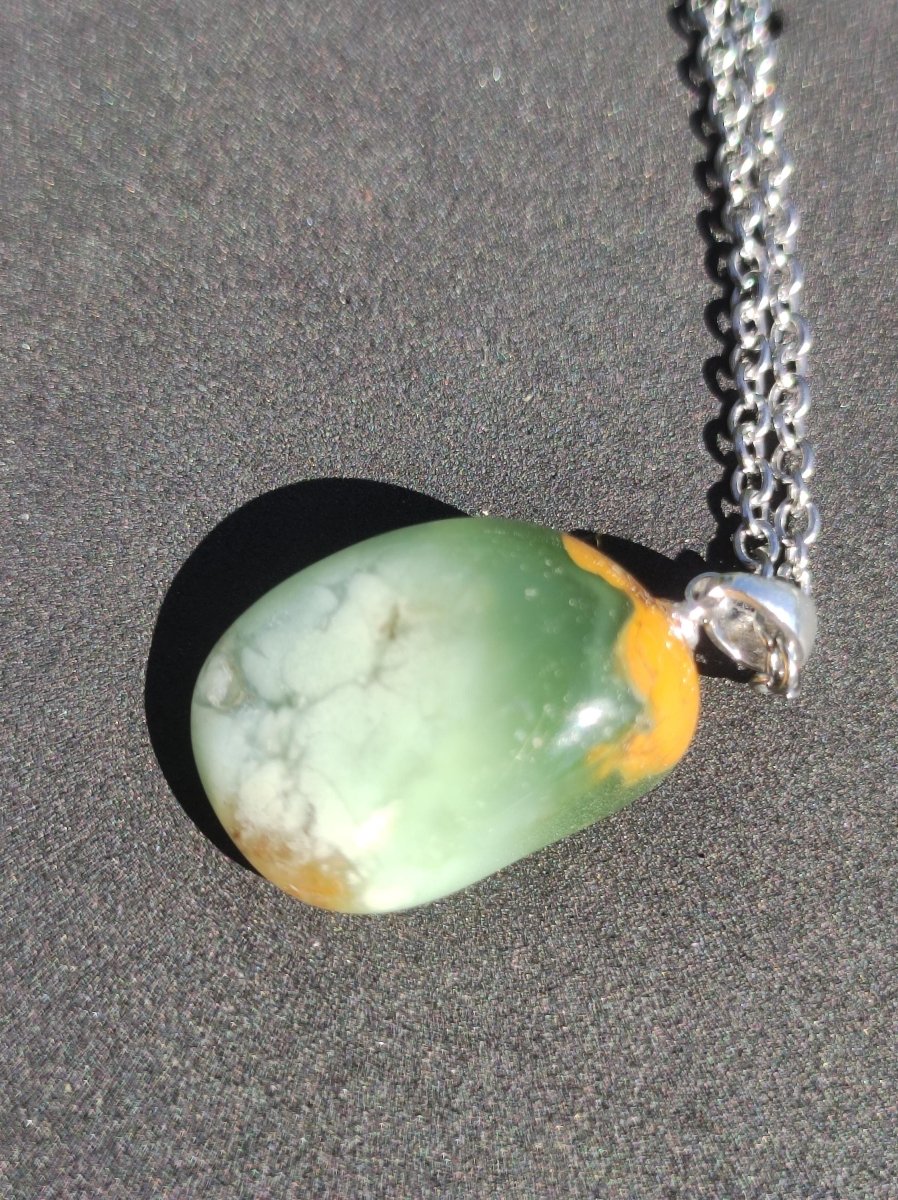 Chrysopras ~ Edelstein Kette ~ 925 Silberöse + 304 Edelstahlkette ~HIPPIE ~GOA ~Boho ~Tibet ~Ethno ~Nature ~Schutzsymbol ~Heilstein ~Rarität - Art of Nature Berlin