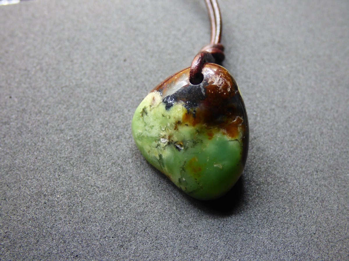 Chrysopras ~ Edelstein Kette ~HIPPIE ~GOA ~Boho ~Tibet ~Ethno ~Nature ~Schutzsymbol ~Heilstein ~Rarität - Art of Nature Berlin