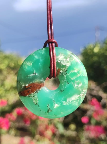 Chrysoprase Edelstein Donut Kette grün Natur GOA Boho Hippie Ethno Schutzsymbol Heilstein Sammler Unikat Mann Frau Er Sie Geschenk Anhänger - Art of Nature Berlin