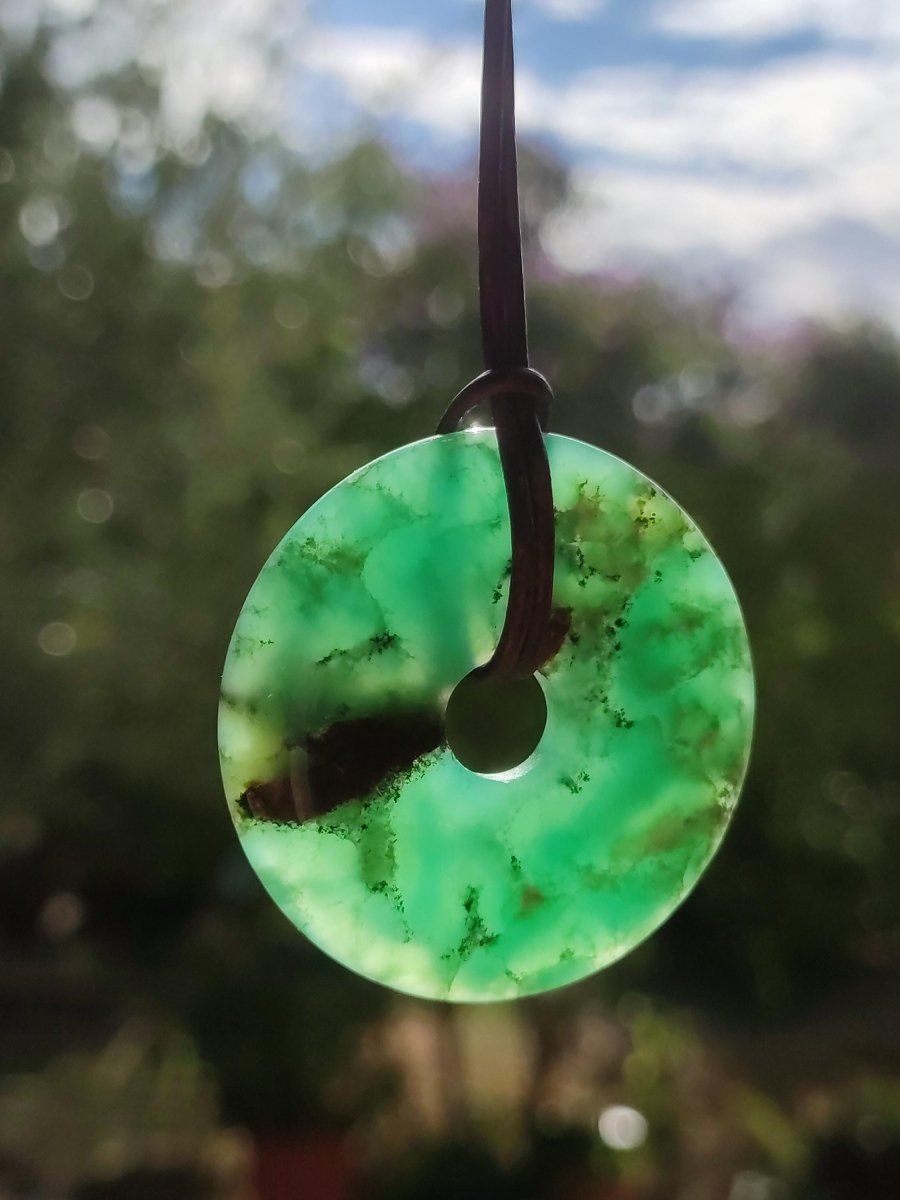 Chrysoprase Edelstein Donut Kette grün Natur GOA Boho Hippie Ethno Schutzsymbol Heilstein Sammler Unikat Mann Frau Er Sie Geschenk Anhänger - Art of Nature Berlin