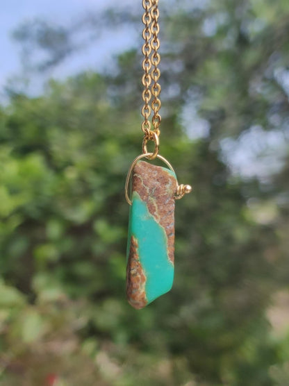 Chrysoprase Edelstein Kette grün golden lang Natur GOA Boho Hippie Ethno Schutz Heilstein Sammler Unikat Mann Frau Er Sie Geschenk Anhänger - Art of Nature Berlin