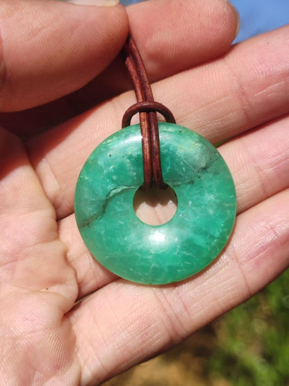 Chrysoprase ~ Edelstein Kette grün Natur Heilstein Schutzsymbol Mann Frau Glück HIPPIE GOA Boho Tibet Ethno Natur Rarität Geschenk Er Sie - Art of Nature Berlin