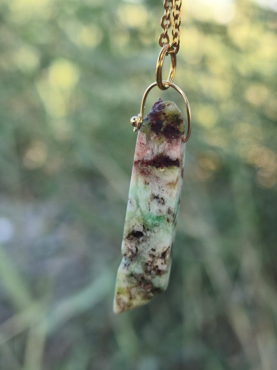 Chrysoprase Edelstein Kette HIPPIE GOA Boho Ethno Natur Donut Schutzsymbol Heilstein Rarität grün Anhänger lang - Art of Nature Berlin