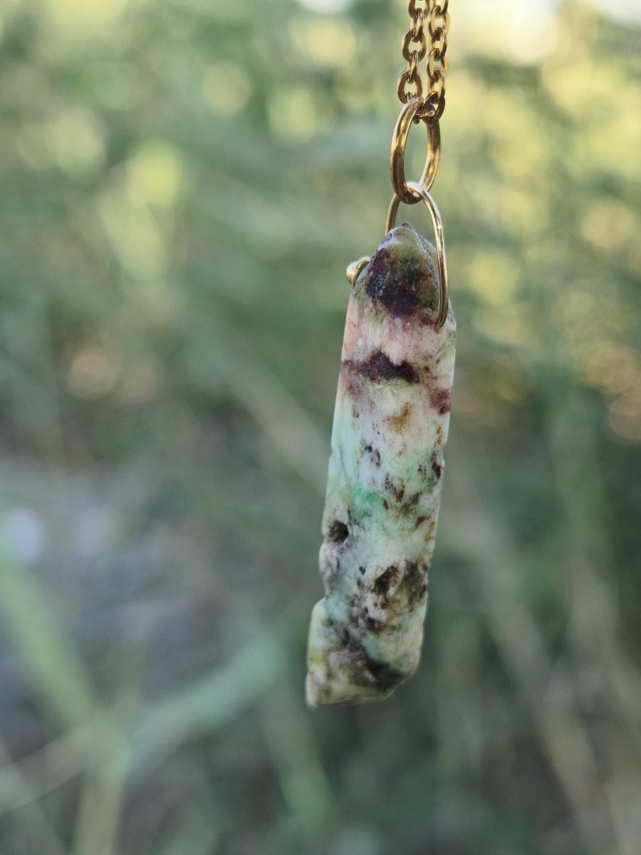 Chrysoprase Edelstein Kette HIPPIE GOA Boho Ethno Natur Donut Schutzsymbol Heilstein Rarität grün Anhänger lang - Art of Nature Berlin
