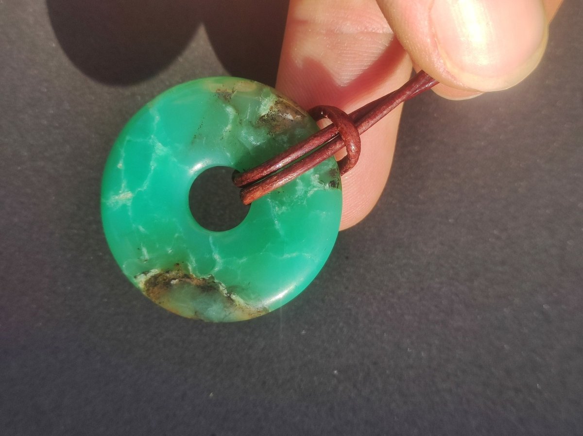 Chrysoprase ~ Edelstein Kette ~HIPPIE ~GOA ~Boho ~Tibet ~Ethno ~Nature ~Donut ~Schutzsymbol ~Heilstein ~Rarität - Art of Nature Berlin