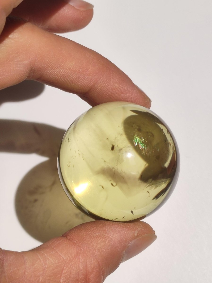 Citrin A ~ Magische Edelstein Kugel Massage & Deko Sphere Kristall Geschenk Meditation Heilstein Natur gelb klar transparent - Art of Nature Berlin