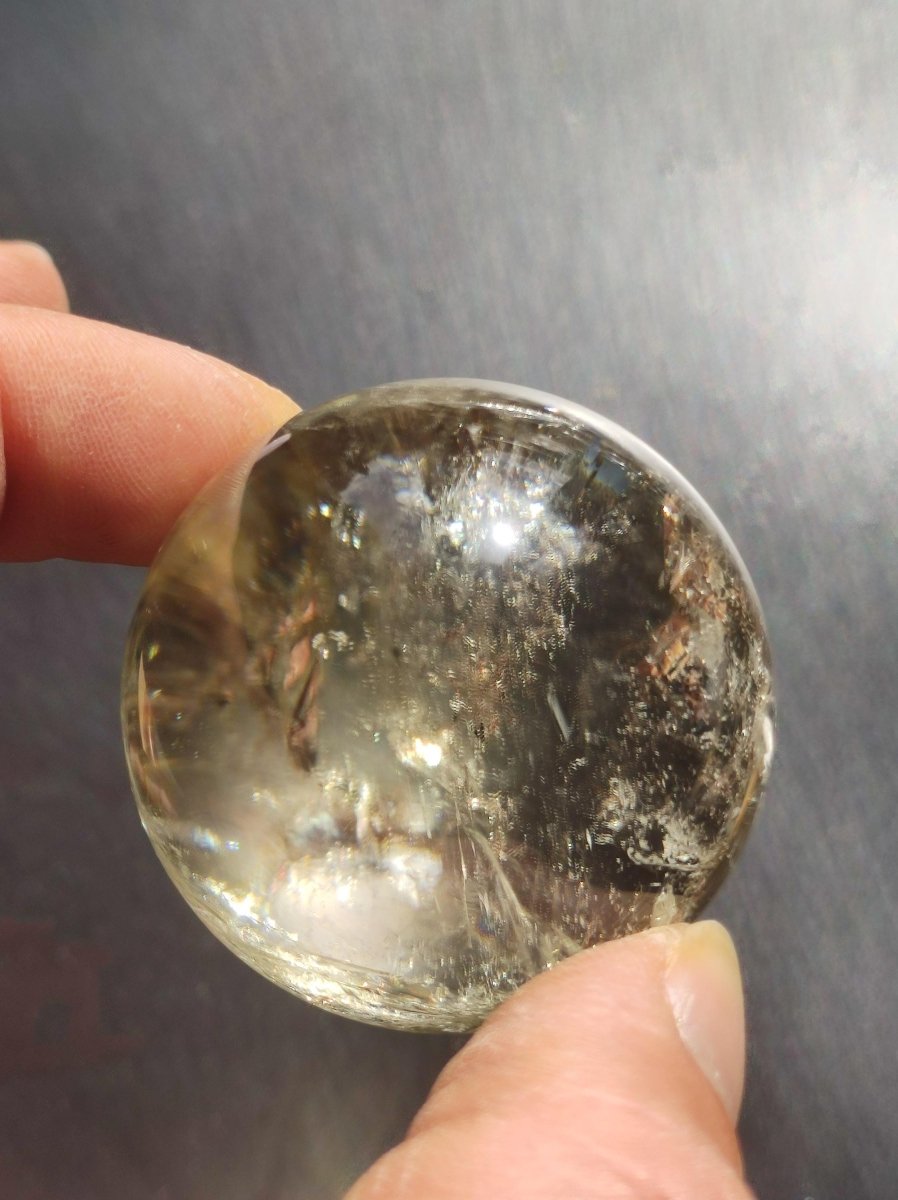 Citrin A ~ Magische Edelstein Kugel Massage & Deko Sphere Kristall Geschenk Meditation Heilstein Natur gelb klar transparent - Art of Nature Berlin