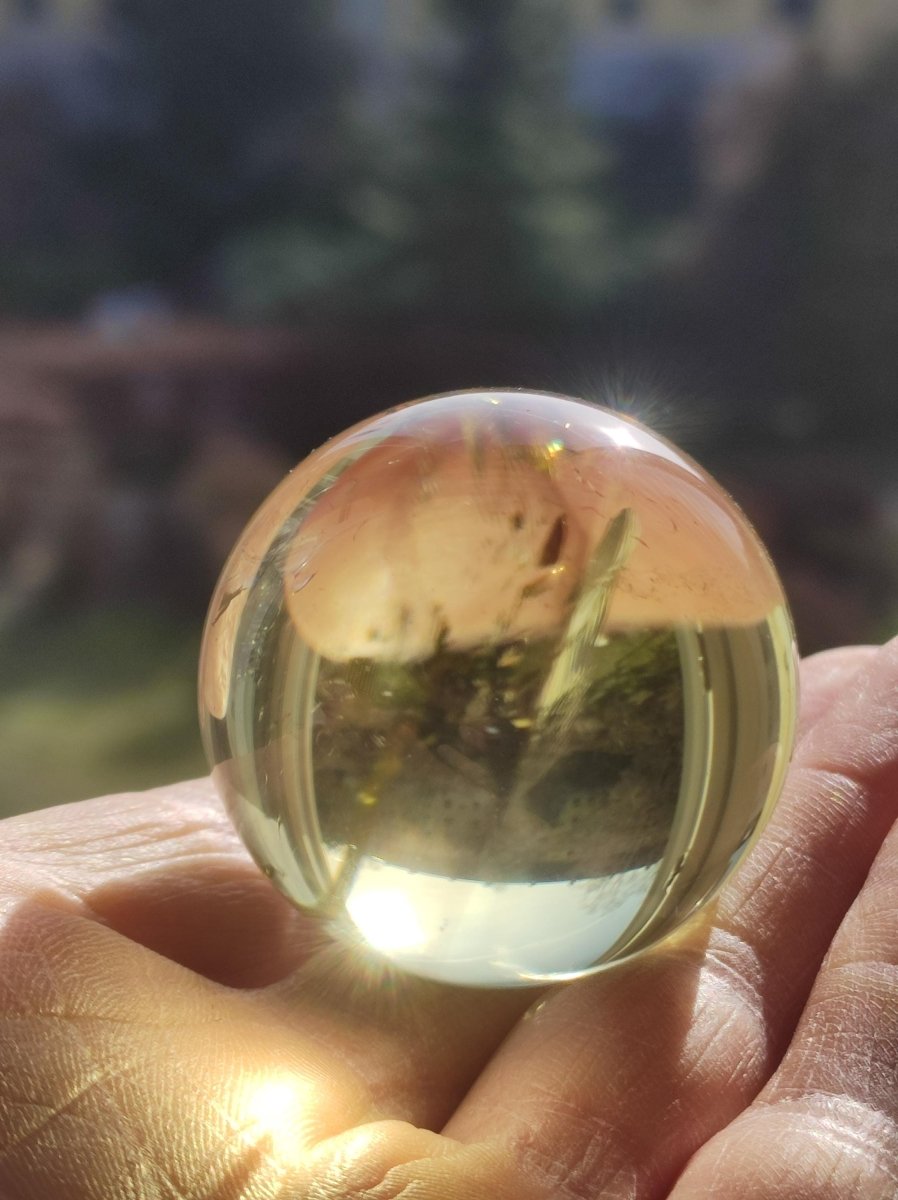 Citrin A ~ Magische Edelstein Kugel Massage & Deko Sphere Kristall Geschenk Meditation Heilstein Natur gelb klar transparent - Art of Nature Berlin