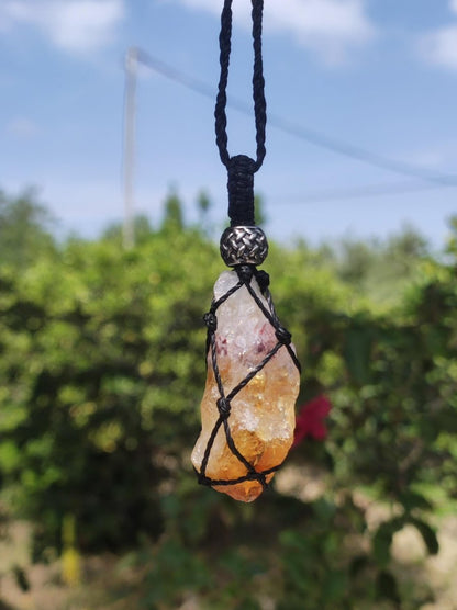 Citrin Spitze ~ Makramee Edelstein Kette gelb Heilstein roh Kristall Geschenk Er Sie Freundin Mutter HIPPIE GOA Boho Ethno Natur Vintage - Art of Nature Berlin