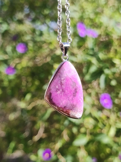 Cobalt Calcit Kobaltcalcit - 925 Silber Edelstein Kette Heilstein Natur pink rosa Rarität Edel Mann Frau Geschenk Er Sie Freundin Kristall - Art of Nature Berlin