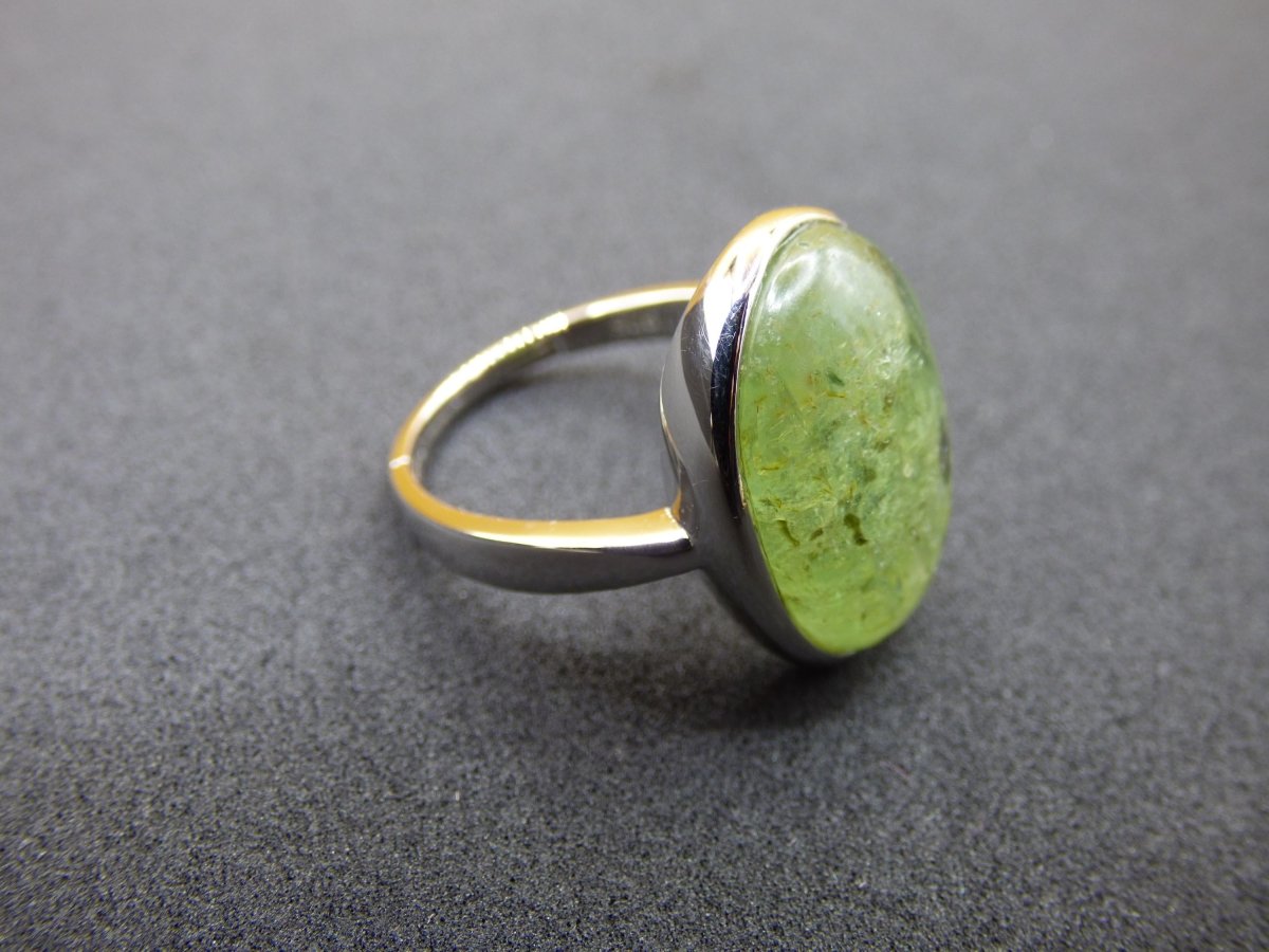 Cyanit grün - 925 Silber Ring Größenverstellbar Edelstein facettiert Schliff Natur Heilstein Rarität Hochwertig Edel Geschenk Frau Freundin - Art of Nature Berlin