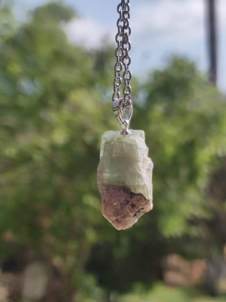 Cyanit grün blau + 925 Sterling Silber Öse Edelstein Kette roh Anhänger Natur Heilstein Kristall Geschenk Mann Frau Mutter Vater Er Sie - Art of Nature Berlin