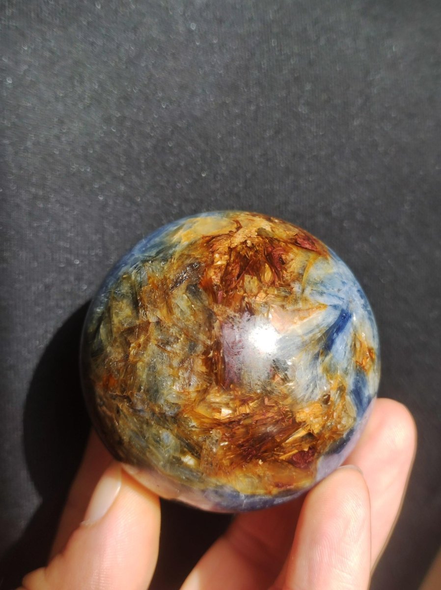 Cyanit Kyanit Disthen Sapparit blau AAA Edelstein Kugel Deko Sphere Sammler Mineral Stufe Heilstein wohnen Natur Qualität Selten Rarität - Art of Nature Berlin