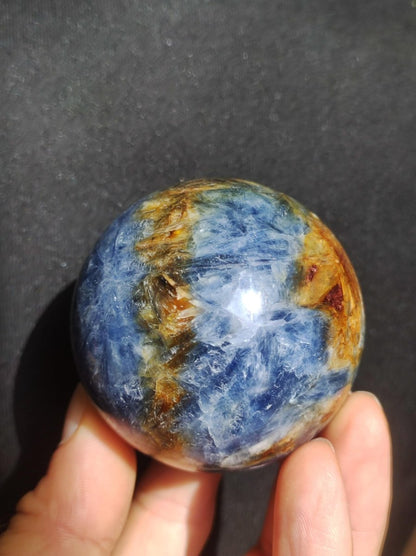 Cyanit Kyanit Disthen Sapparit blau AAA Edelstein Kugel Deko Sphere Sammler Mineral Stufe Heilstein wohnen Natur Qualität Selten Rarität - Art of Nature Berlin