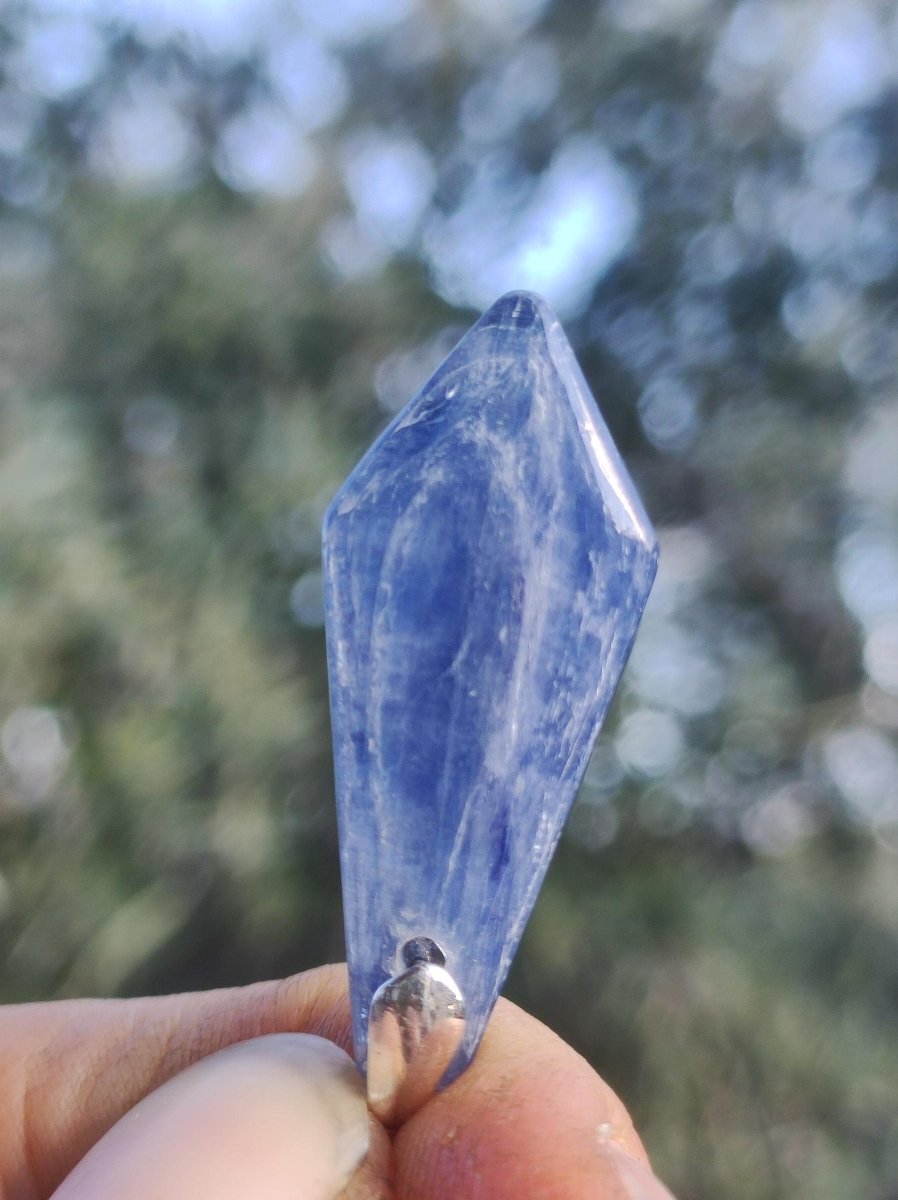 Cyanit Pfeil / Disthen AAA ~ 925 Silber Öse - Edelstein Kette HIPPIE GOA Boho Ethno Natur Heilstein Kristall blau Rarität Anhänger Mann - Art of Nature Berlin