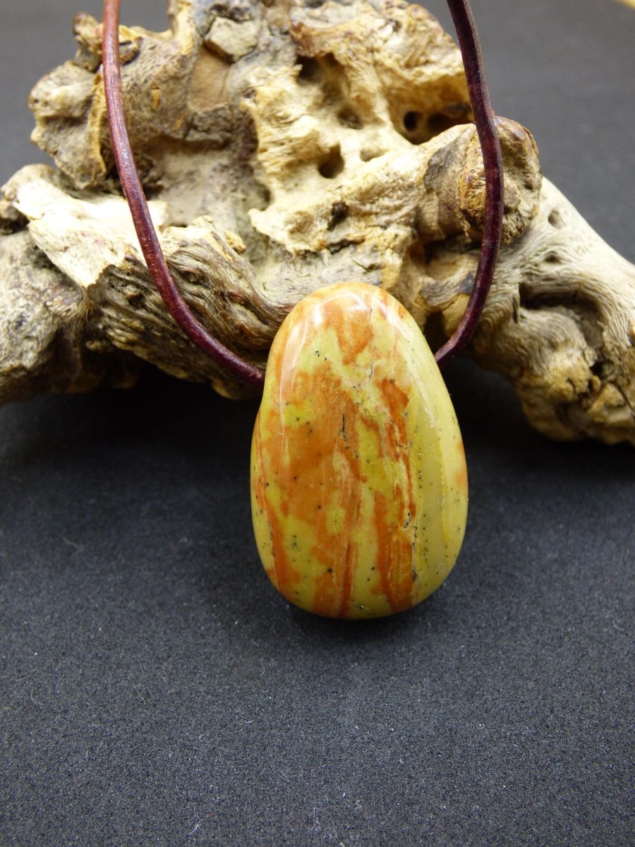 Dolomit ~ Edelstein Kette Indianer braun rot natur Heilstein Rarität Geschenk Er Sie Mann Frau Freund HIPPIE GOA Boho Ethno Schutz Tribal - Art of Nature Berlin