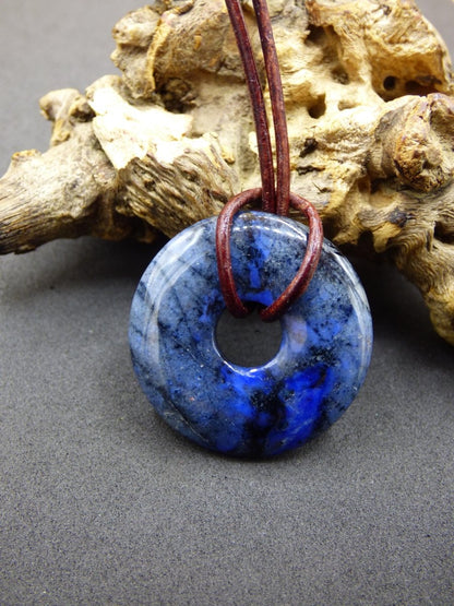 Dumortierit A 30mm - Edelstein Donut Kette blau Mann Frau Vater Mutter Freund Heilstein Glück Schmuck Hippie Natur Rarität Geschenk Unikat - Art of Nature Berlin