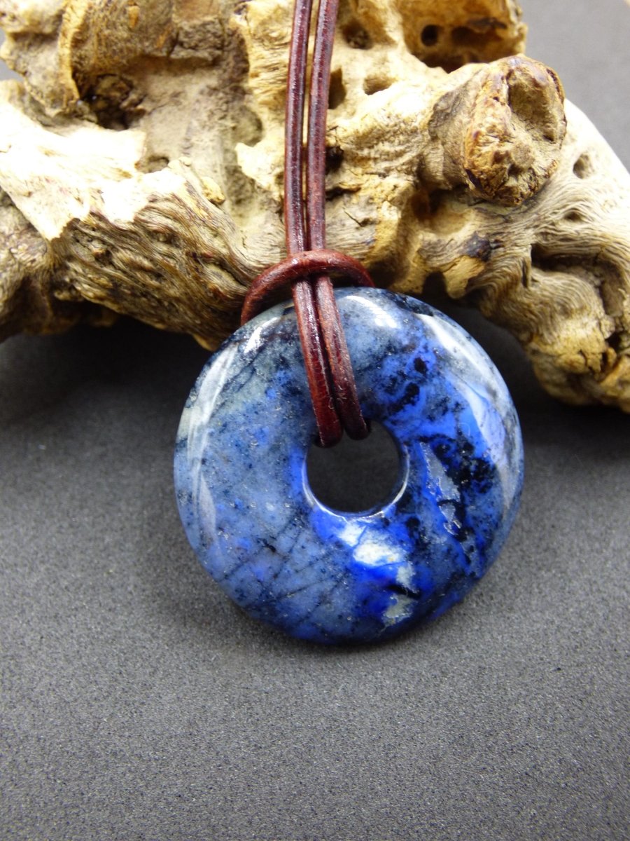 Dumortierit A 30mm - Edelstein Donut Kette blau Mann Frau Vater Mutter Freund Heilstein Glück Schmuck Hippie Natur Rarität Geschenk Unikat - Art of Nature Berlin