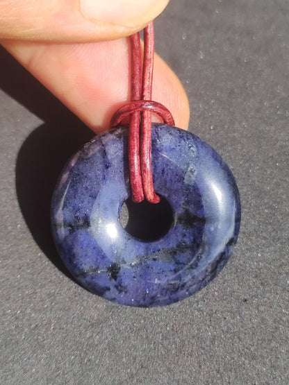 Dumortierit A 30mm - Edelstein Donut Kette blau Mann Frau Vater Mutter Freund Heilstein Glück Schmuck Hippie Natur Rarität Geschenk Unikat - Art of Nature Berlin