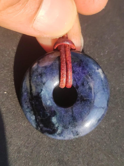 Dumortierit A 30mm - Edelstein Donut Kette blau Mann Frau Vater Mutter Freund Heilstein Glück Schmuck Hippie Natur Rarität Geschenk Unikat - Art of Nature Berlin
