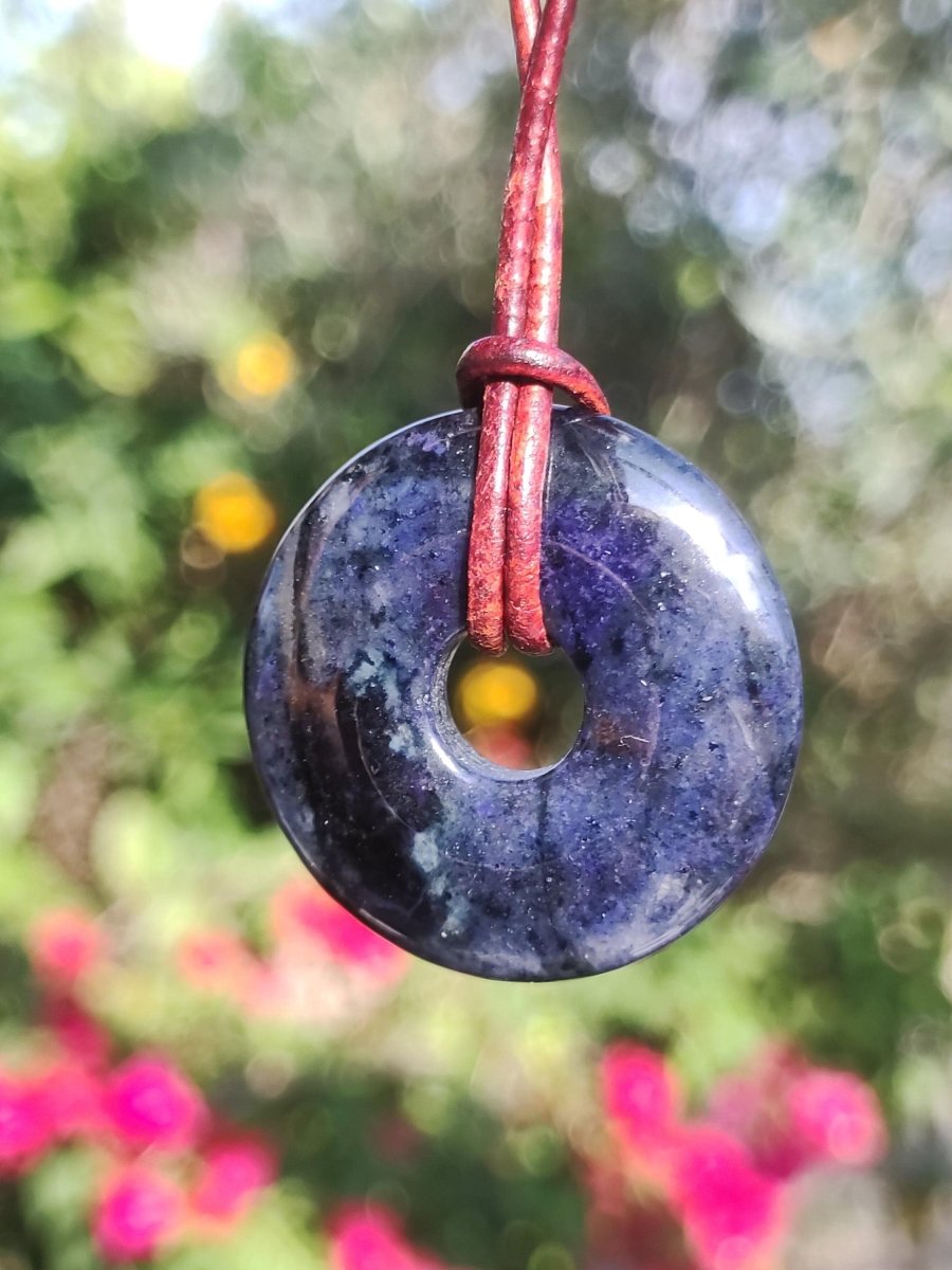 Dumortierit A 30mm - Edelstein Donut Kette blau Mann Frau Vater Mutter Freund Heilstein Glück Schmuck Hippie Natur Rarität Geschenk Unikat - Art of Nature Berlin