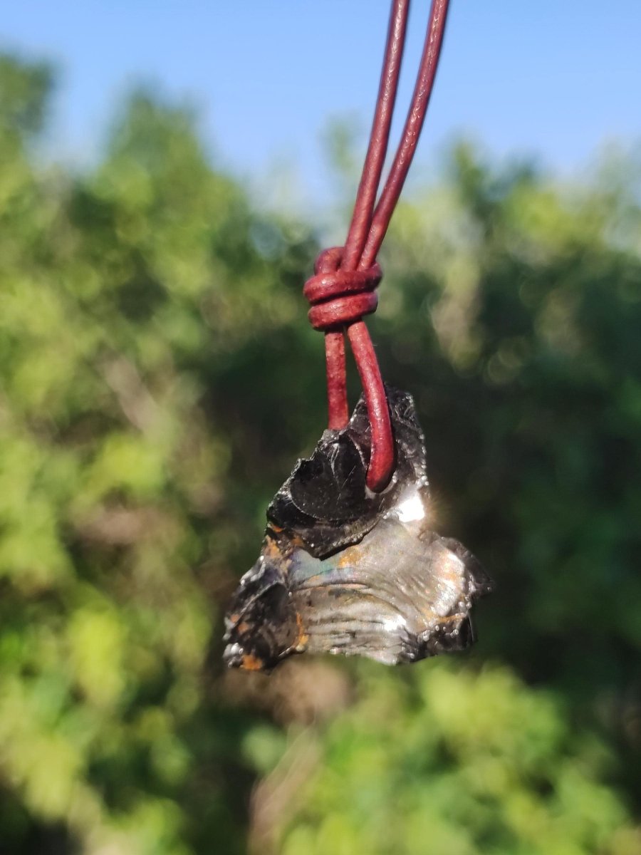 EdelSchungit Shungite - Edelstein Kette schwarz Schutz Anhänger Geschenk Mann Frau Er Sie Freundin Kristall Natur Heilstein Sammler Rarität - Art of Nature Berlin