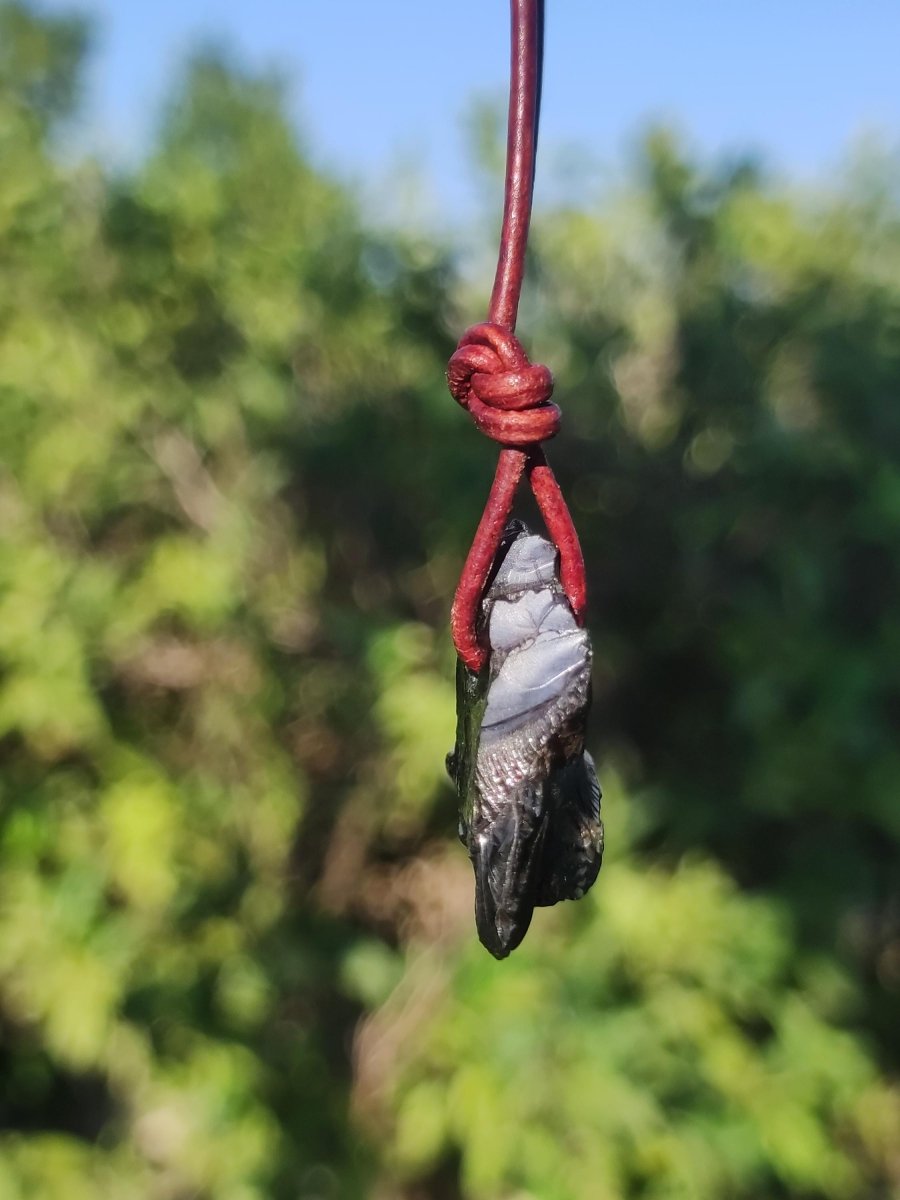 EdelSchungit Shungite - Edelstein Kette schwarz Schutz Anhänger Geschenk Mann Frau Er Sie Freundin Kristall Natur Heilstein Sammler Rarität - Art of Nature Berlin