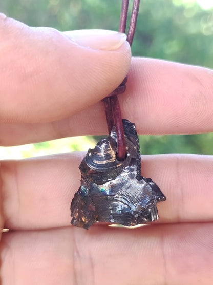 EdelSchungit Shungite - Edelstein Kette schwarz Schutz Anhänger Geschenk Mann Frau Er Sie Freundin Kristall Natur Heilstein Sammler Rarität - Art of Nature Berlin