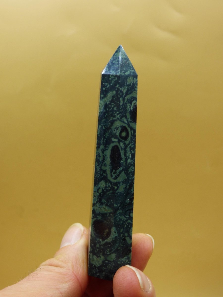 Eldarit / Kabamba Rhyolith Nebula Stein ~ Kristall Point Spitze Turm Obelisk Magische Edelstein Deko Massagestab Crystal HIPPIE Heilstein - Art of Nature Berlin