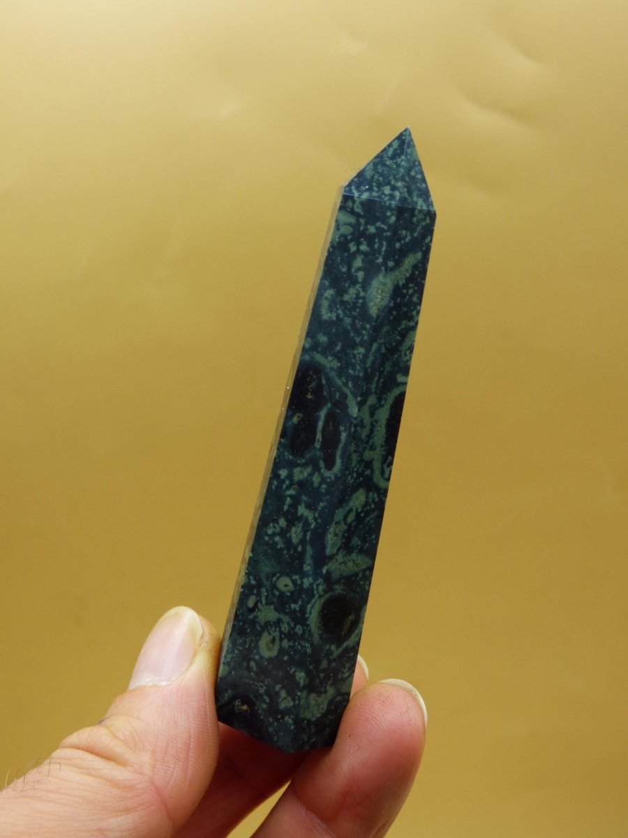 Eldarit / Kabamba Rhyolith Nebula Stein ~ Kristall Point Spitze Turm Obelisk Magische Edelstein Deko Massagestab Crystal HIPPIE Heilstein - Art of Nature Berlin