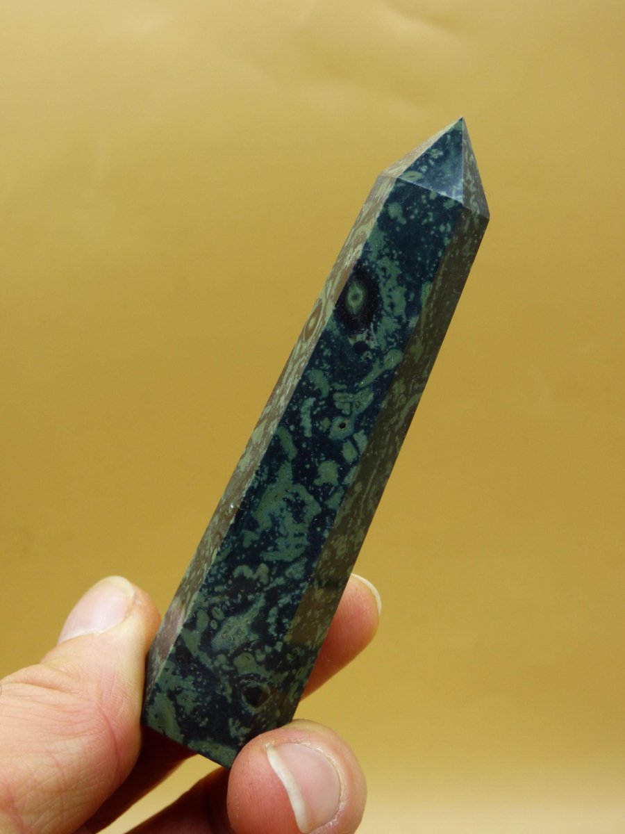 Eldarit / Kabamba Rhyolith Nebula Stein ~ Kristall Point Spitze Turm Obelisk Magische Edelstein Deko Massagestab Crystal HIPPIE Heilstein - Art of Nature Berlin