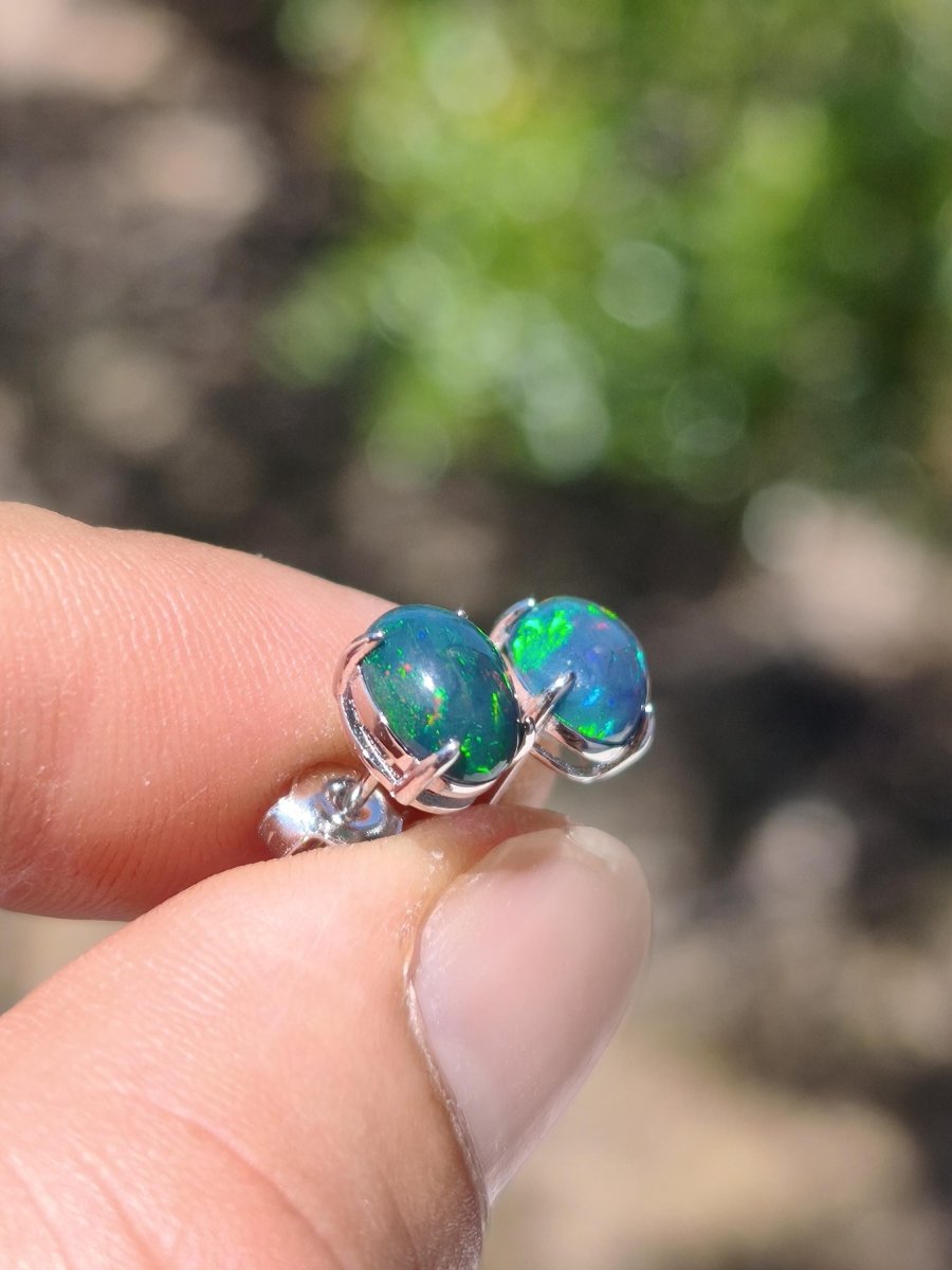 Ethiopian Black Opal AAA - 925 Sterling Silber bunt Ohrstecker Ohrringe Edelstein Heilstein Energie Frau Geschenk Schmuck Edel Rarität - Art of Nature Berlin