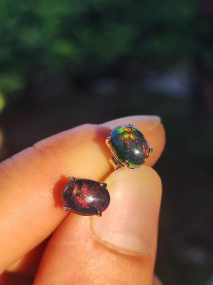 Ethiopian Black Opal AAA - 925 Sterling Silber Ohrstecker Ohrringe Edelstein Heilstein Energie Frau Geschenk Schmuck Hochwertig Edel Rarität - Art of Nature Berlin