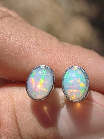 Ethiopian Opal AAA - 925 Sterling Silber Ohrstecker bunt Ohrringe Edelstein Heilstein Energie Frau Geschenk Schmuck Hochwertig Edel Rarität - Art of Nature Berlin