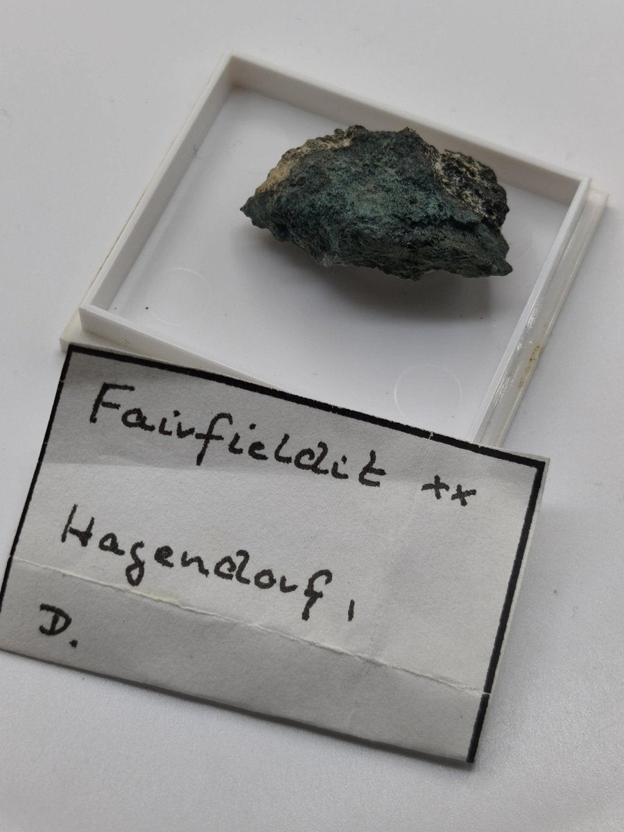 Fairfieldit aus Hagendorf Bayern | Seltenes Phosphat Mineral | Natürliche Sammlerstufe Deutschland Kristall Stufe Mineral Rarität Unikat - Art of Nature Berlin