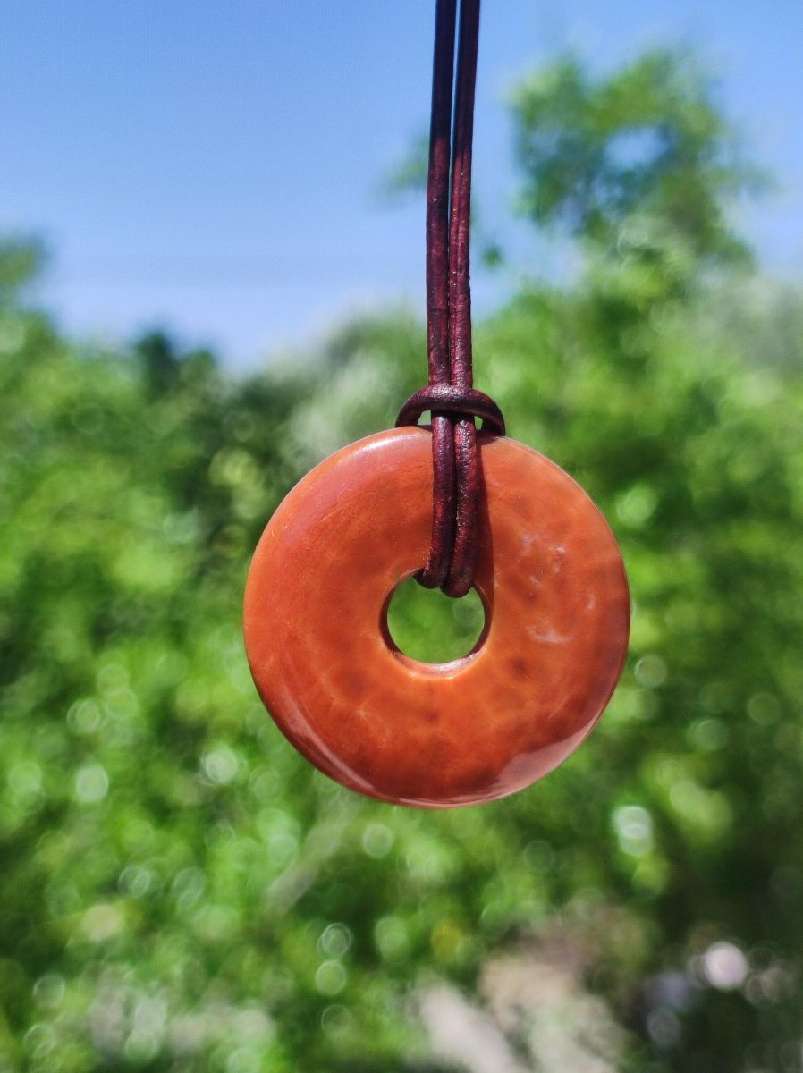 Feuerachat ~ Donut 30mm Edelstein Kette rot Natur HIPPIE GOA Boho Heilstein Kristalle Schmuck Anhänger Mann Frau Kind Geschenk Er Sie - Art of Nature Berlin