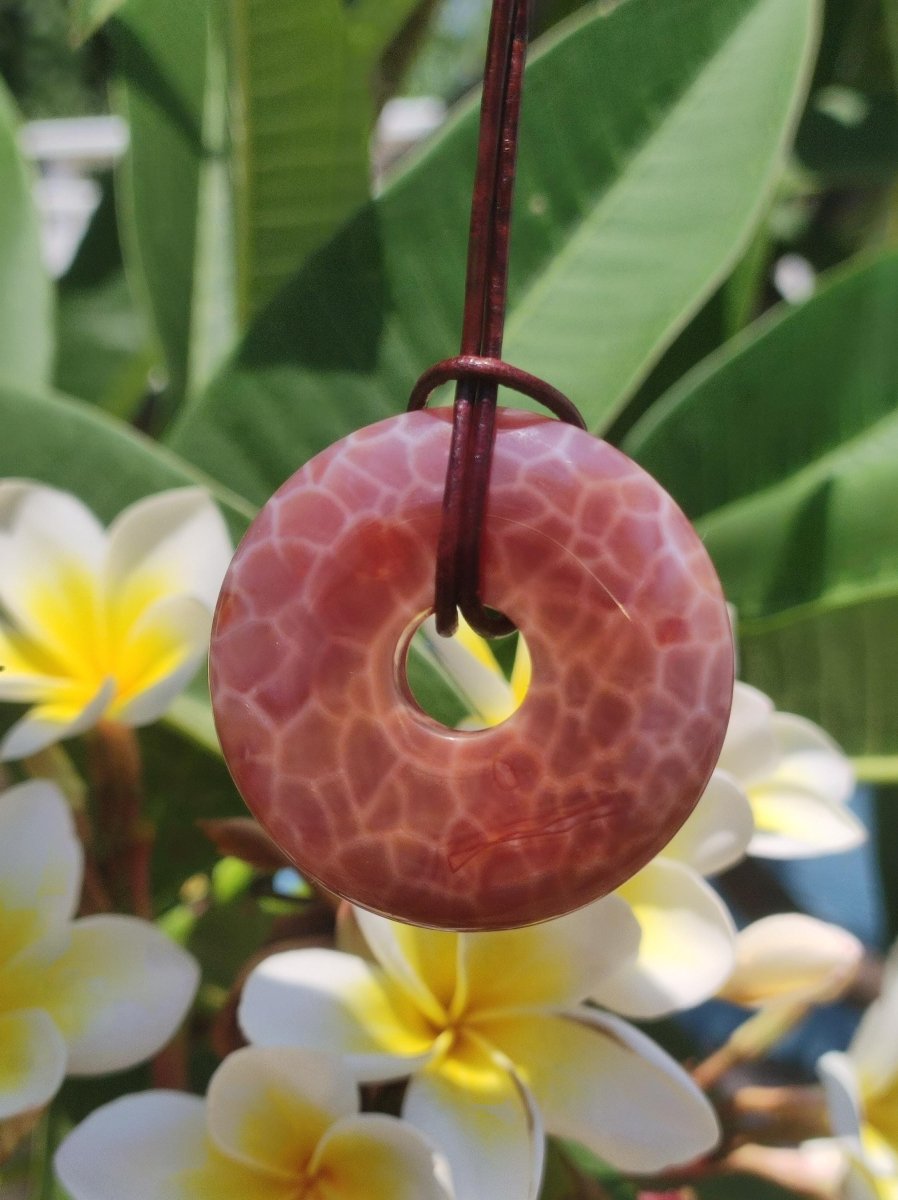 Feuerachat ~ Donut 40mm Edelstein Kette rot Natur HIPPIE GOA Boho Heilstein Kristalle Schmuck Anhänger Mann Frau Kind Geschenk Er Sie - Art of Nature Berlin