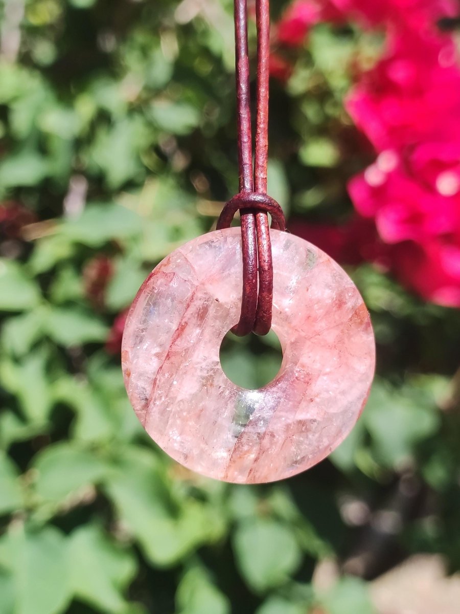 Feuerquarz / Hämatit Quarz 30mm - Edelstein Donut Kette rot Mann Frau Vater Tochter Freund Heilstein Glück Schmuck Natur Rarität Geschenk - Art of Nature Berlin