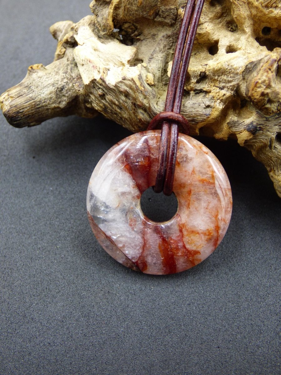 Feuerquarz / Hämatit Quarz 30mm - Edelstein Donut Kette rot Mann Frau Vater Tochter Freund Heilstein Glück Schmuck Natur Rarität Geschenk - Art of Nature Berlin