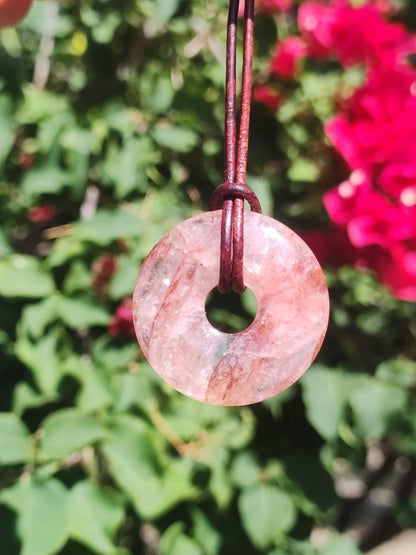 Feuerquarz / Hämatit Quarz 30mm - Edelstein Donut Kette rot Mann Frau Vater Tochter Freund Heilstein Glück Schmuck Natur Rarität Geschenk - Art of Nature Berlin