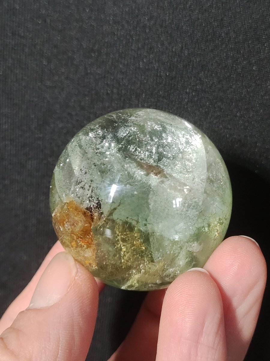 Fluorit A grün ~ Magische Edelstein Kugel Deko Sphere Meditation Sammler Kristall Heilstein Natur Qualität Geschenk Er Sie Mann Frau Wohnen - Art of Nature Berlin