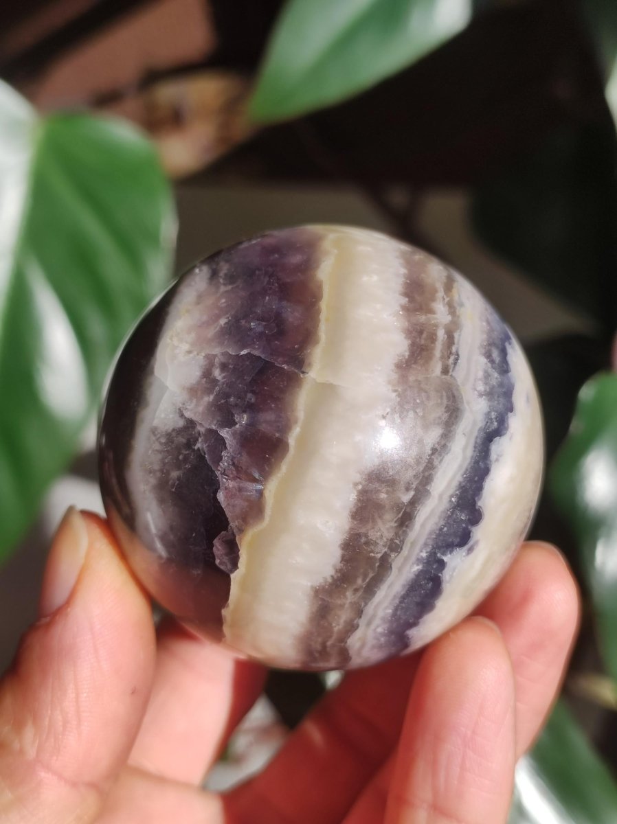 Fluorit Edelstein Kugel Deko Sphere Massage Kristall Spielkugel Meditation Heilstein Frau Geschenk Er Sie Haus Energie Traum - Art of Nature Berlin