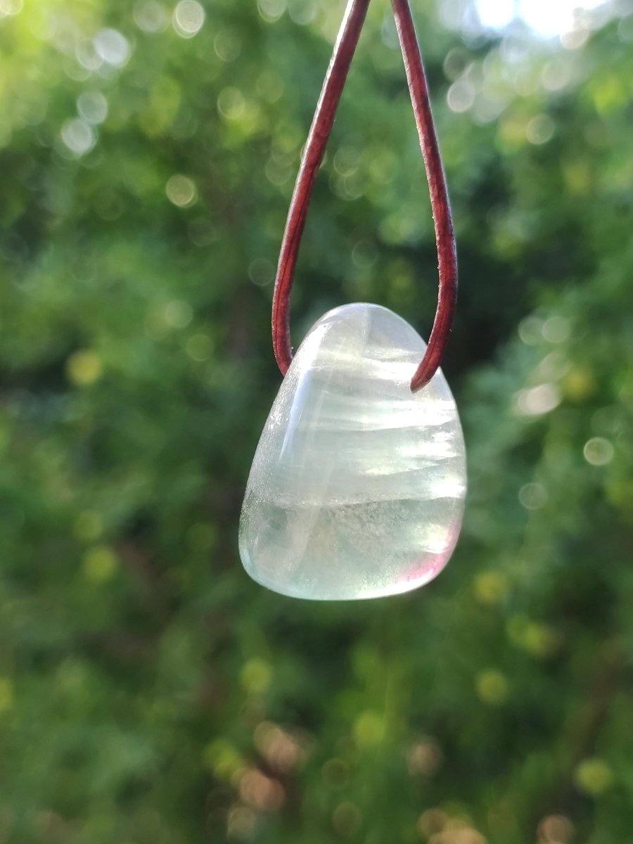 Fluorit grün Edelstein Kette bunt Natur HIPPIE GOA Boho Heilstein Kristalle Schmuck Anhänger Mann Frau Kind Geschenk Er Sie Bruder - Art of Nature Berlin